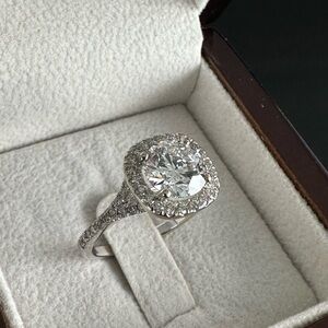 2.25 CT Round Cut Halo Diamond Ring